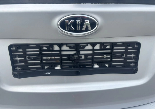 Kia Carens cena 14900 przebieg: 199000, rok produkcji 2008 z Szczecin małe 742